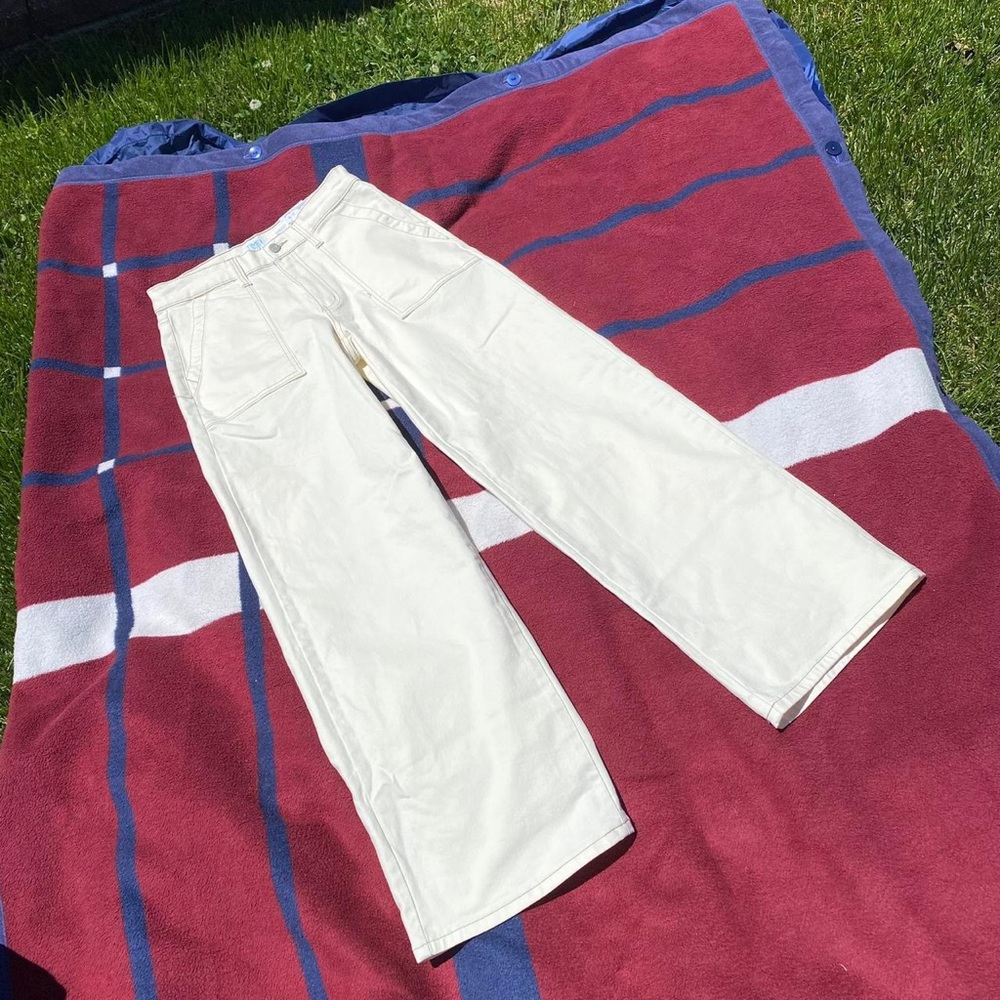Time and Tru Women's Mid Rise Utility Trouser Ivory NWT denim jeans cream